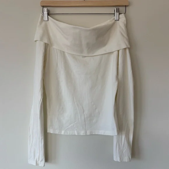 Brandy Melville White Off the Shoulder Peggy Top - Picture 4 of 6